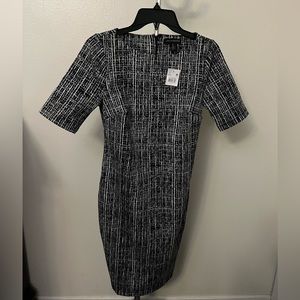 A PEA IN THE POD Maternity Jacquard Sheath Dress size M